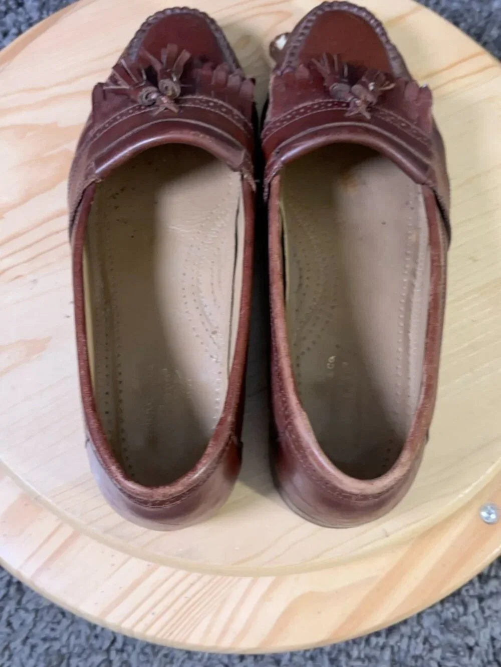 GH Bass Weejuns Loafers Frazier Men Size 9.5 Brown Leather Slip On Kiltie Tassle
